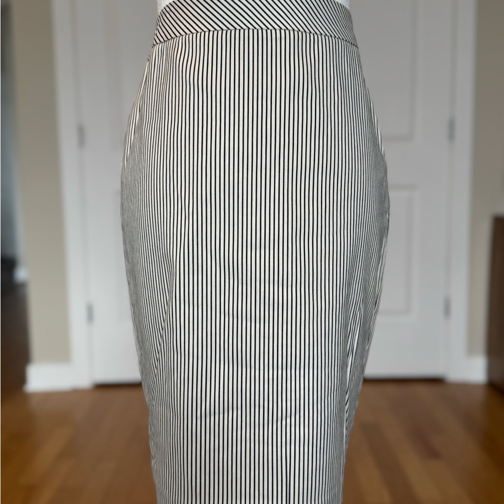 Ann Taylor Black and White Striped Pencil Skirt